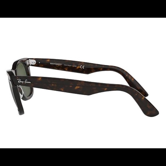 Ray Ban Wayfarer Sunglasses - Picture 3 of 3